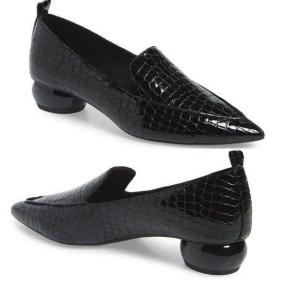 Jeffrey Campbell Shoes - NWOT Jeffrey Campbell Viona flats black patent Croc Flats Slip On 7.5
